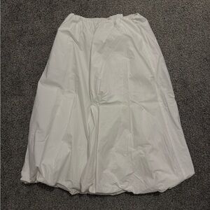 ZARA white balloon midi skirt